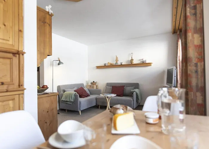 Chasa Grusaida, Apartman *