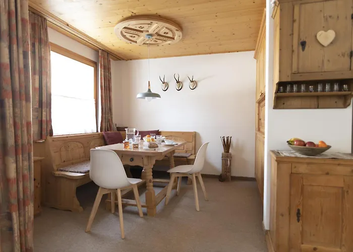 Chasa Grusaida, 公寓 武尔佩拉